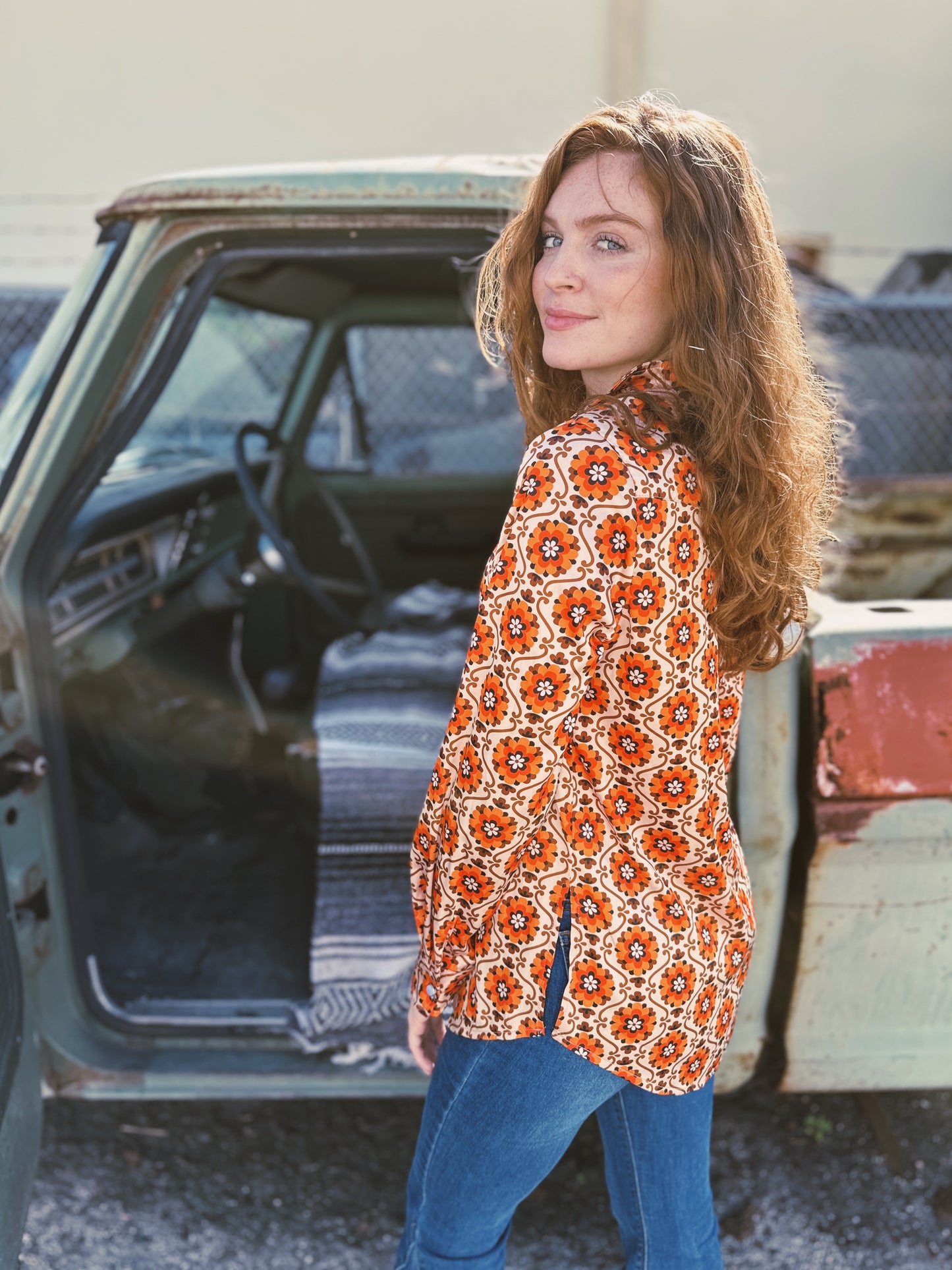 Going to California Large Poppy Flower Zipper Front Blouse (1S-2M-2L-1XL)