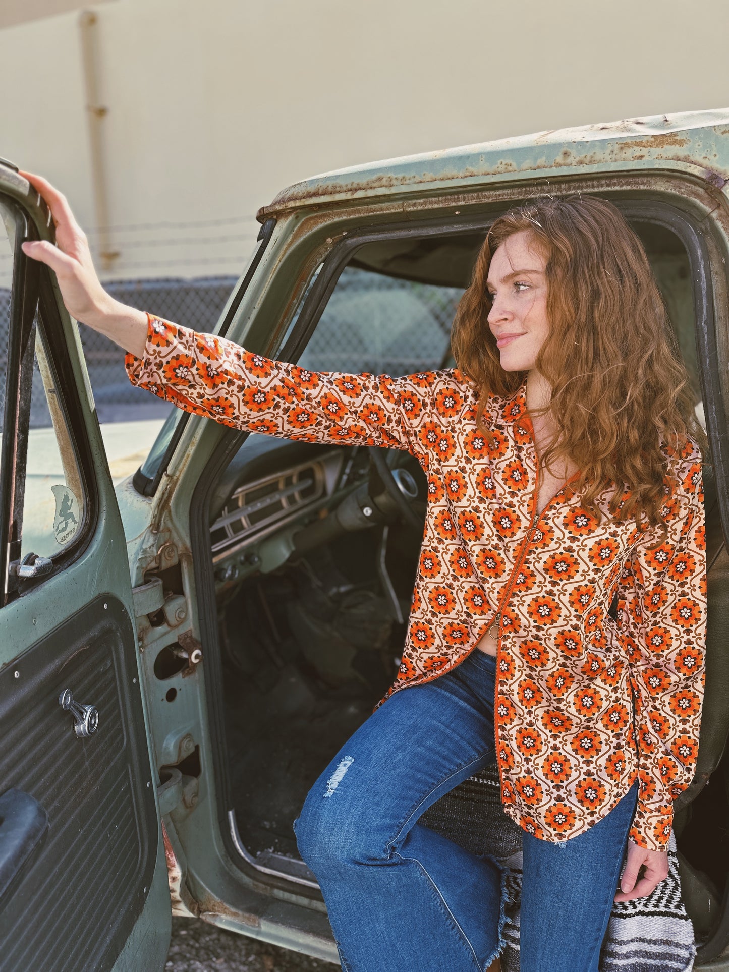 Going to California Large Poppy Flower Zipper Front Blouse (1S-2M-2L-1XL)